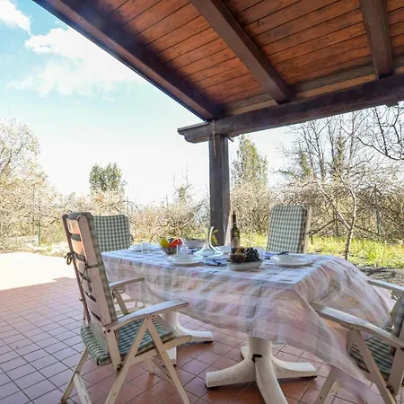 Vakantiehuis Gorgeous In Caselle With Kitchen Milo